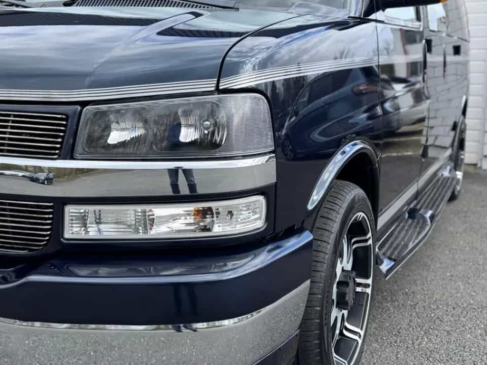 Chevrolet Express Chevy Conversion Van 5.3 Vortec 05/2011-photo-19
