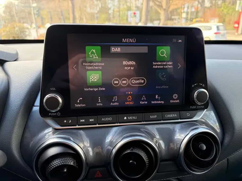 Nissan Juke N-Connecta*TÜV*INSPEKTION*NEU 10/2020-photo-17