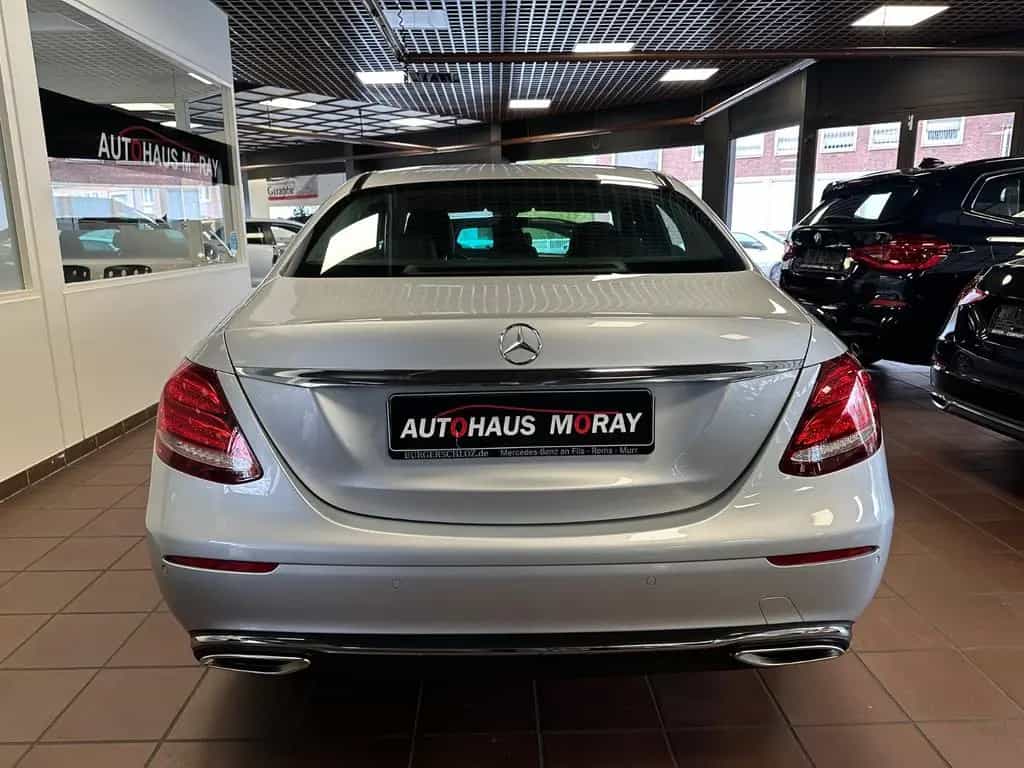 Mercedes-Benz E-Class 200 4Matic Limousine, Exclusive, Memory 07/2018-photo-4