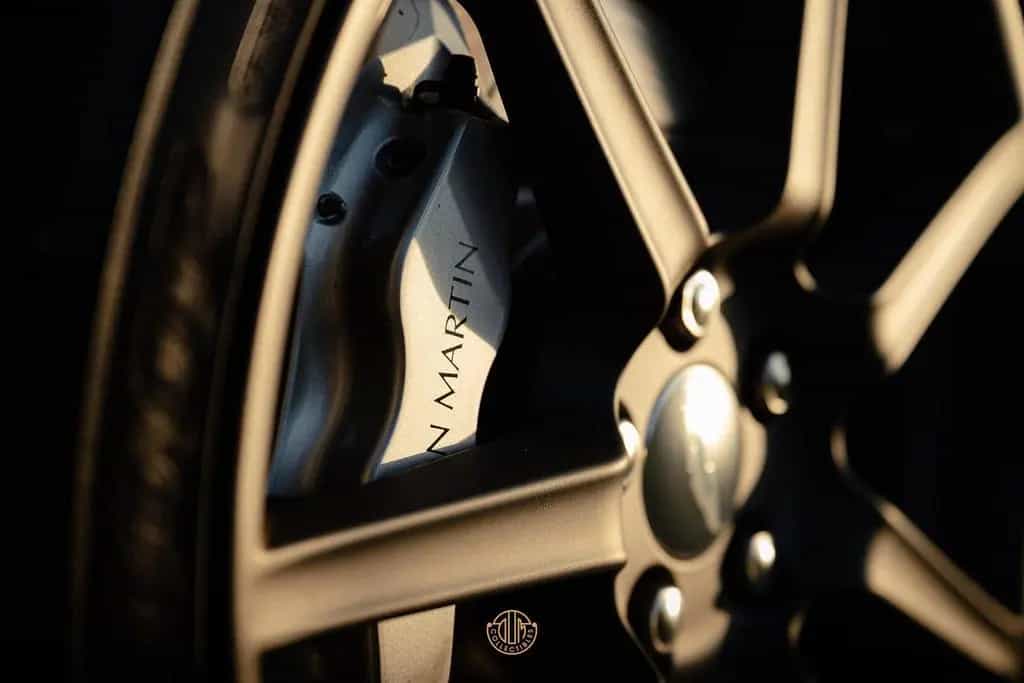 Aston Martin V8 Vantage Roadster 4.3 09/2007-photo-20