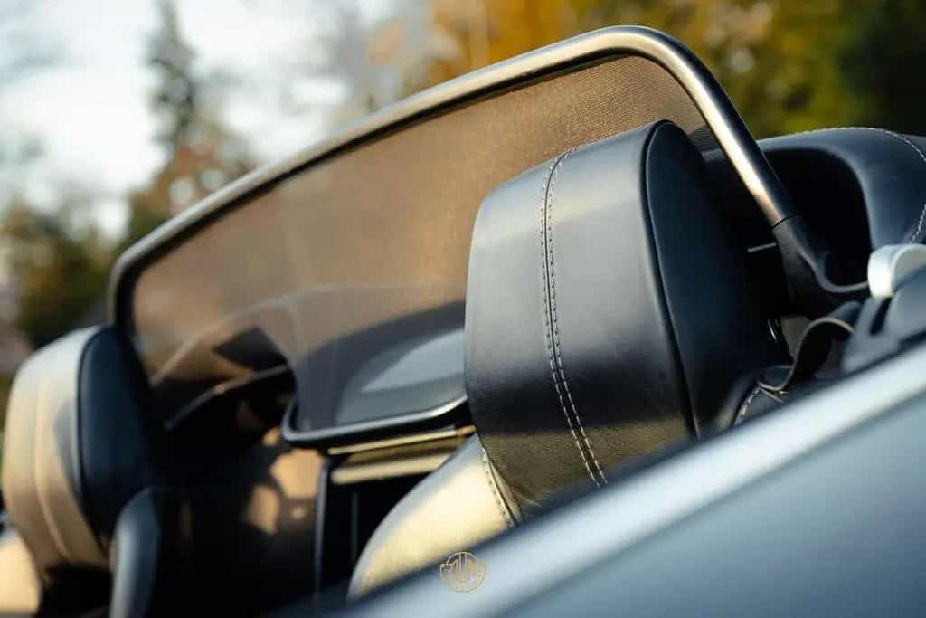 Aston Martin V8 Vantage Roadster 4.3 09/2007-photo-28