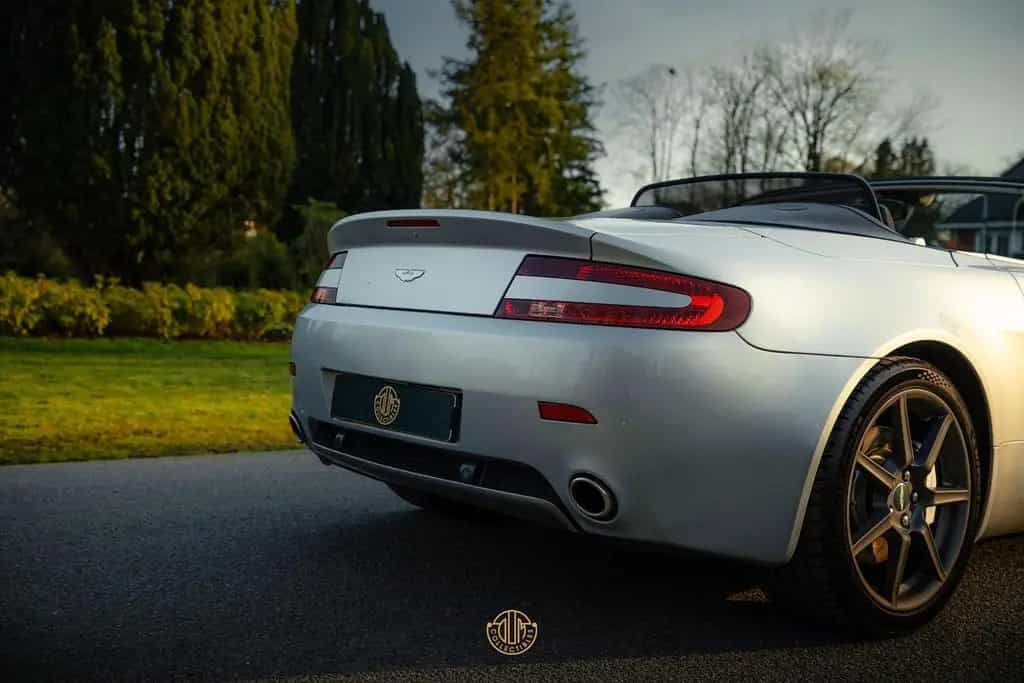 Aston Martin V8 Vantage Roadster 4.3 09/2007-photo-32