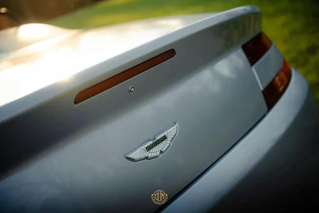 Aston Martin V8 Vantage Roadster 4.3 09/2007-photo-36
