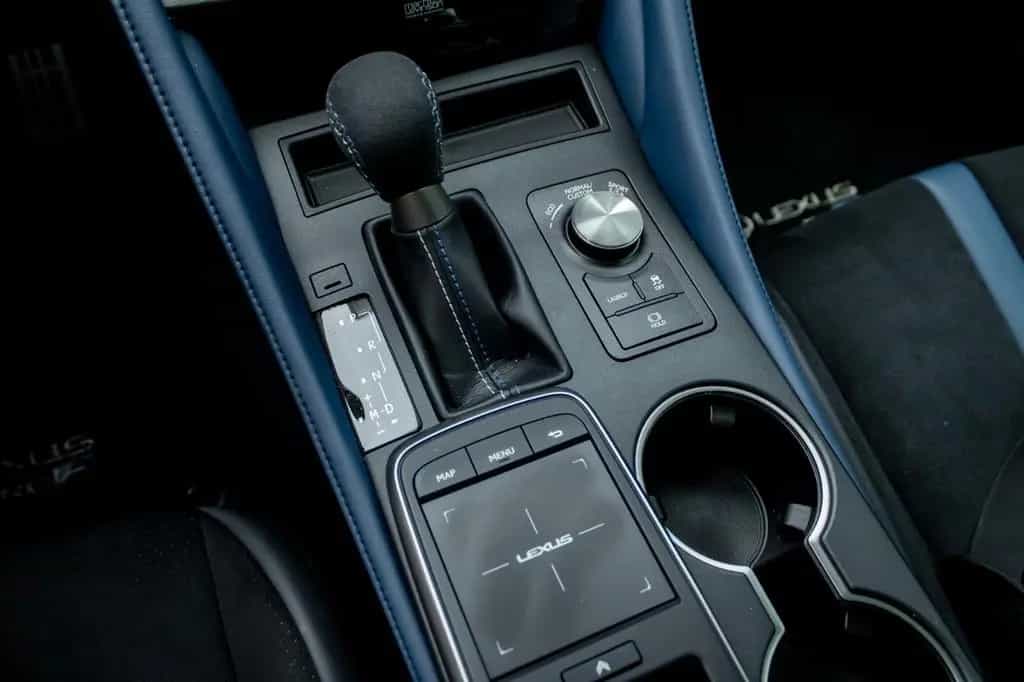 Lexus RC F 5.0 V8 Ultimate Edition 24/30 12/2024-photo-37