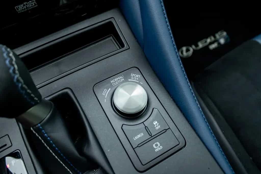 Lexus RC F 5.0 V8 Ultimate Edition 24/30 12/2024-photo-38