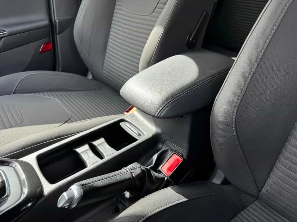 Ford Focus Lim. Titanium 02/2016-photo-18