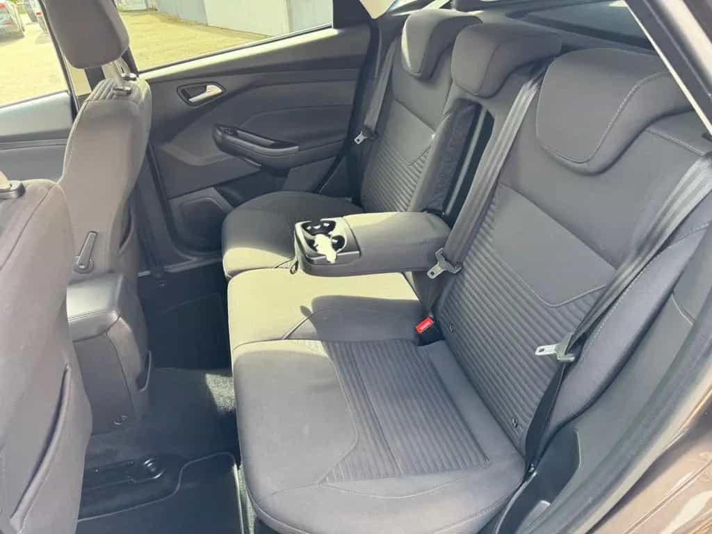 Ford Focus Lim. Titanium 02/2016-photo-30