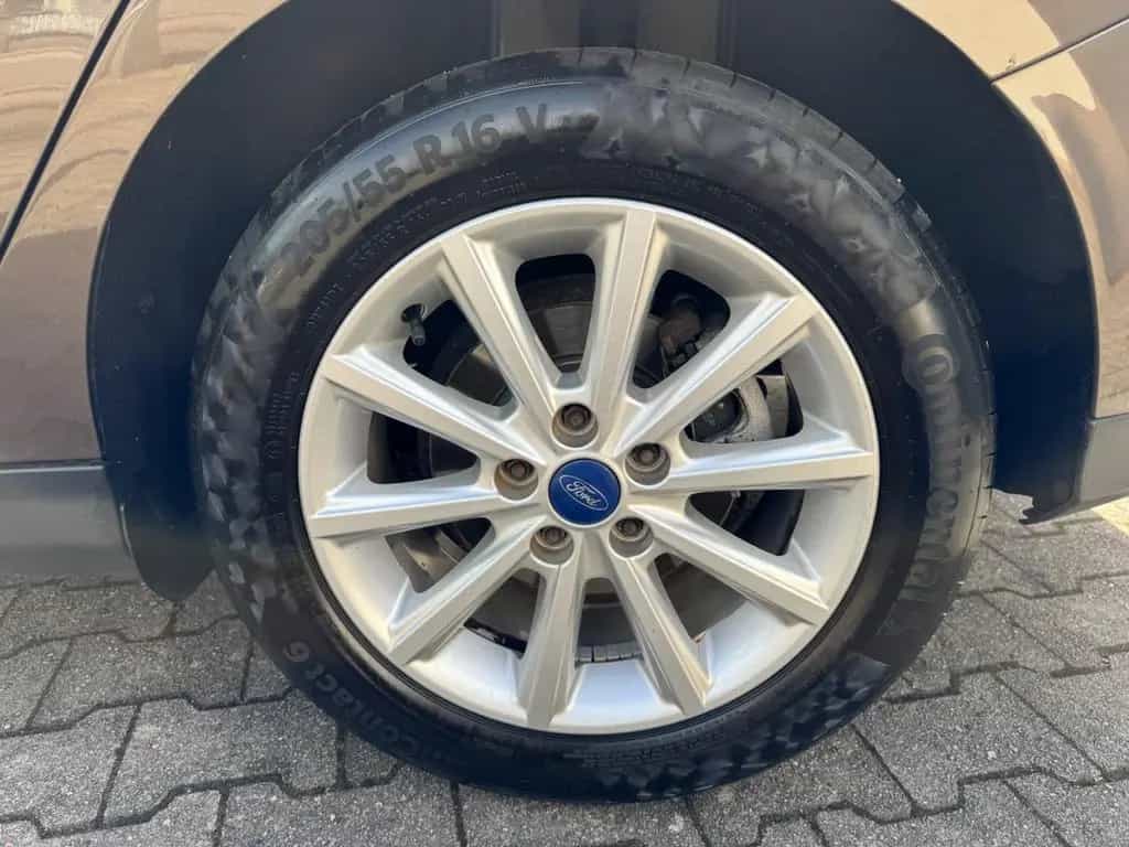 Ford Focus Lim. Titanium 02/2016-photo-37