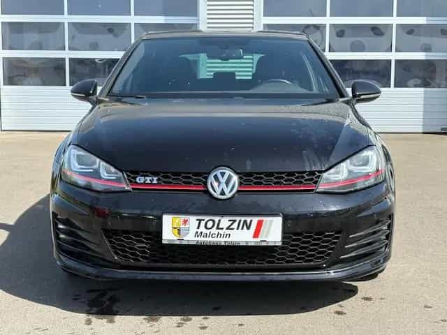 Volkswagen Golf VII 2.0 TSI GTI 04/2016-photo-1