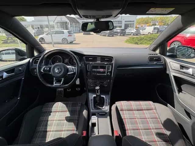 Volkswagen Golf VII 2.0 TSI GTI 04/2016-photo-13