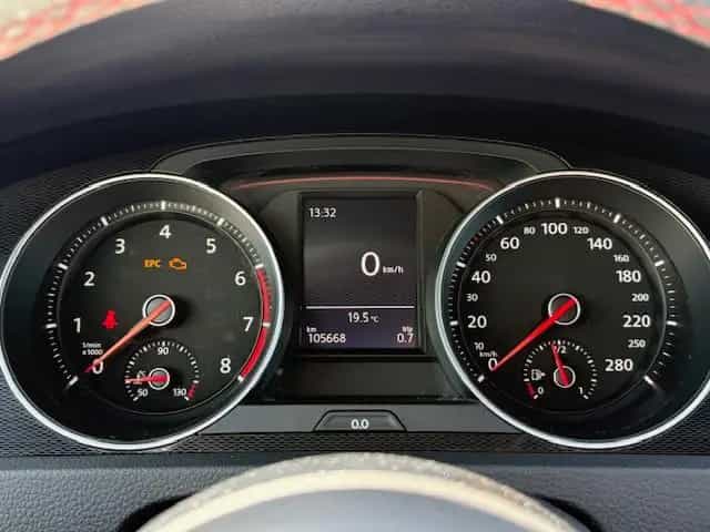 Volkswagen Golf VII 2.0 TSI GTI 04/2016-photo-15