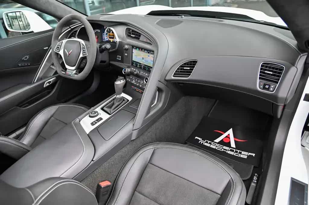 Corvette Z06 3LZ C7 Targa 6.2 V8 Aut. Schalensitze* Navi* 08/2019-photo-12