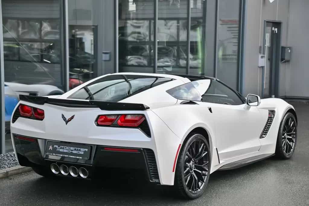 Corvette Z06 3LZ C7 Targa 6.2 V8 Aut. Schalensitze* Navi* 08/2019-photo-3