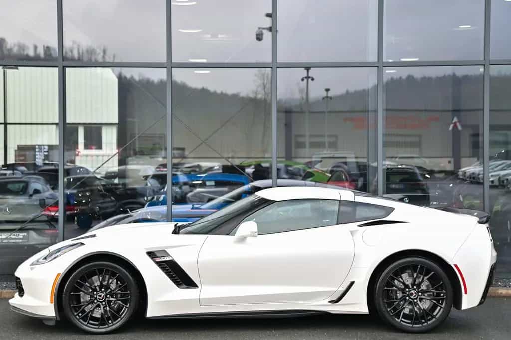 Corvette Z06 3LZ C7 Targa 6.2 V8 Aut. Schalensitze* Navi* 08/2019-photo-31