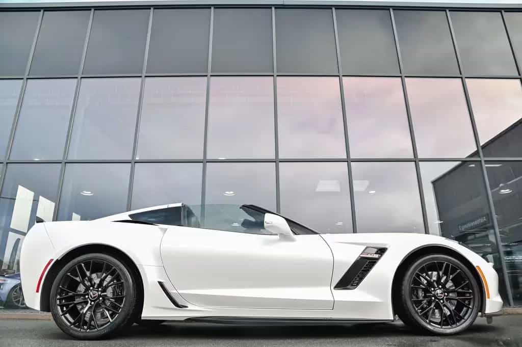 Corvette Z06 3LZ C7 Targa 6.2 V8 Aut. Schalensitze* Navi* 08/2019-photo-6
