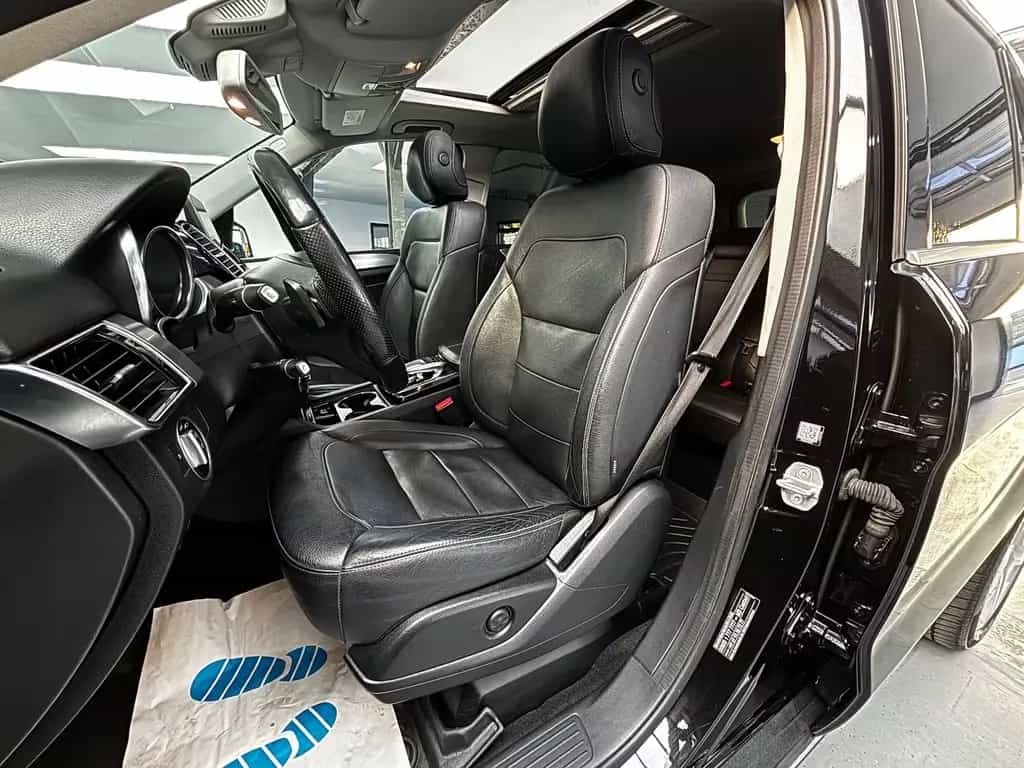 Mercedes-Benz GLE-Class 350d 4Matic LED SHD AHK STAND-HEIZUNG 03/2017-photo-10