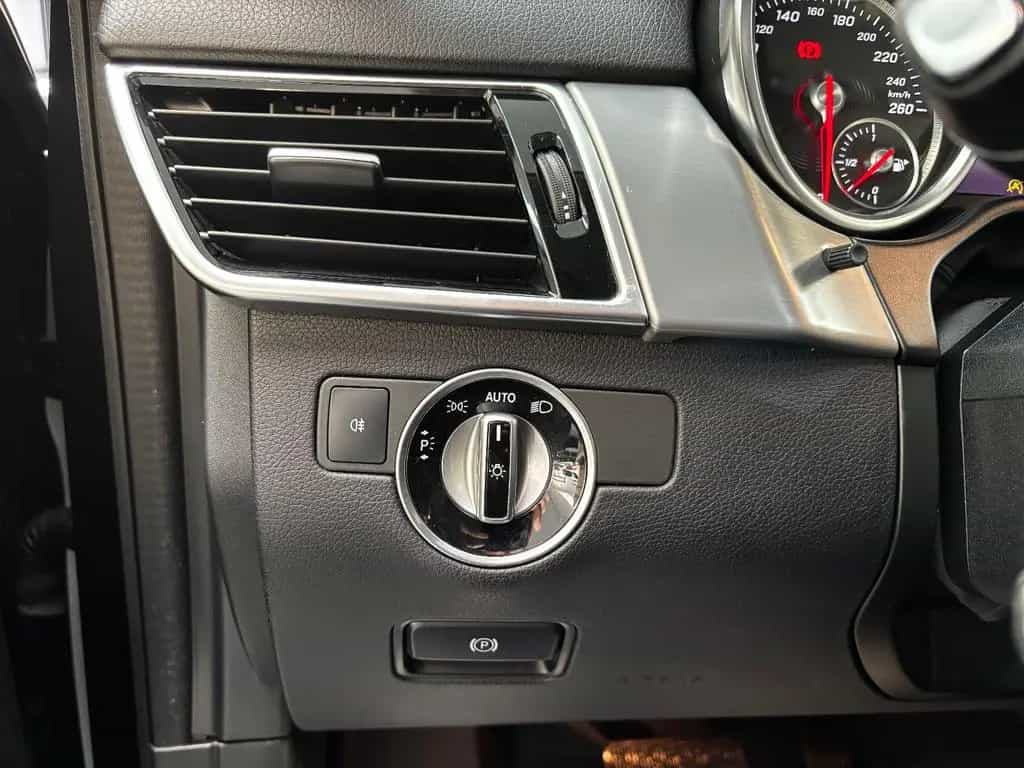 Mercedes-Benz GLE-Class 350d 4Matic LED SHD AHK STAND-HEIZUNG 03/2017-photo-19