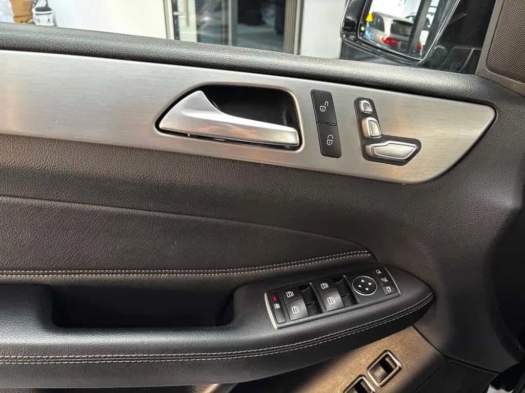 Mercedes-Benz GLE-Class 350d 4Matic LED SHD AHK STAND-HEIZUNG 03/2017-photo-20