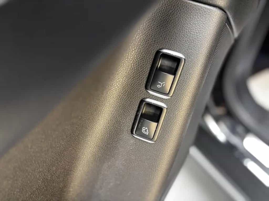 Mercedes-Benz GLE-Class 350d 4Matic LED SHD AHK STAND-HEIZUNG 03/2017-photo-21