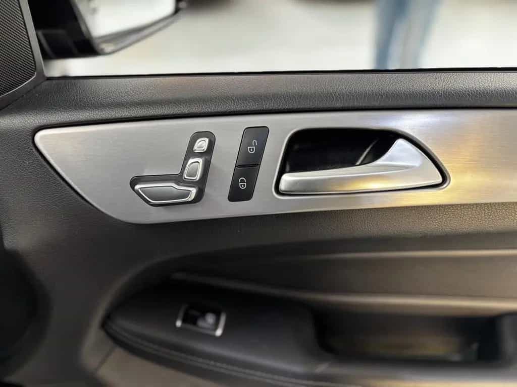 Mercedes-Benz GLE-Class 350d 4Matic LED SHD AHK STAND-HEIZUNG 03/2017-photo-8