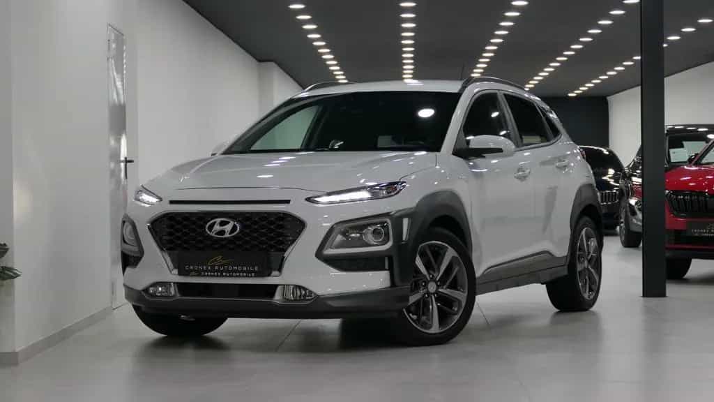 Hyundai Kona Premium 4WD/HuD/RFK/Leder/KeyLess/CarPlay 05/2018-photo-0