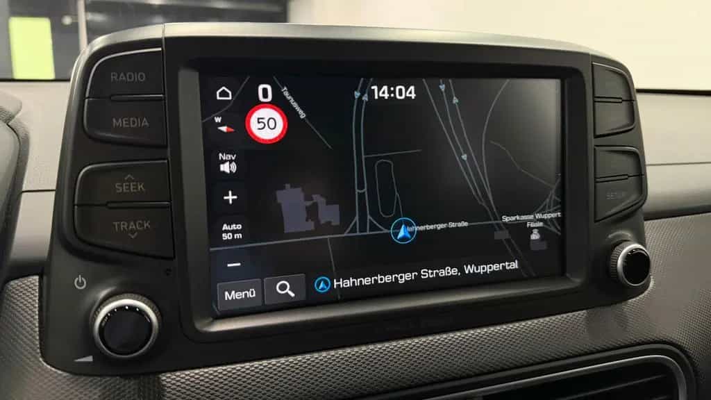 Hyundai Kona Premium 4WD/HuD/RFK/Leder/KeyLess/CarPlay 05/2018-photo-22