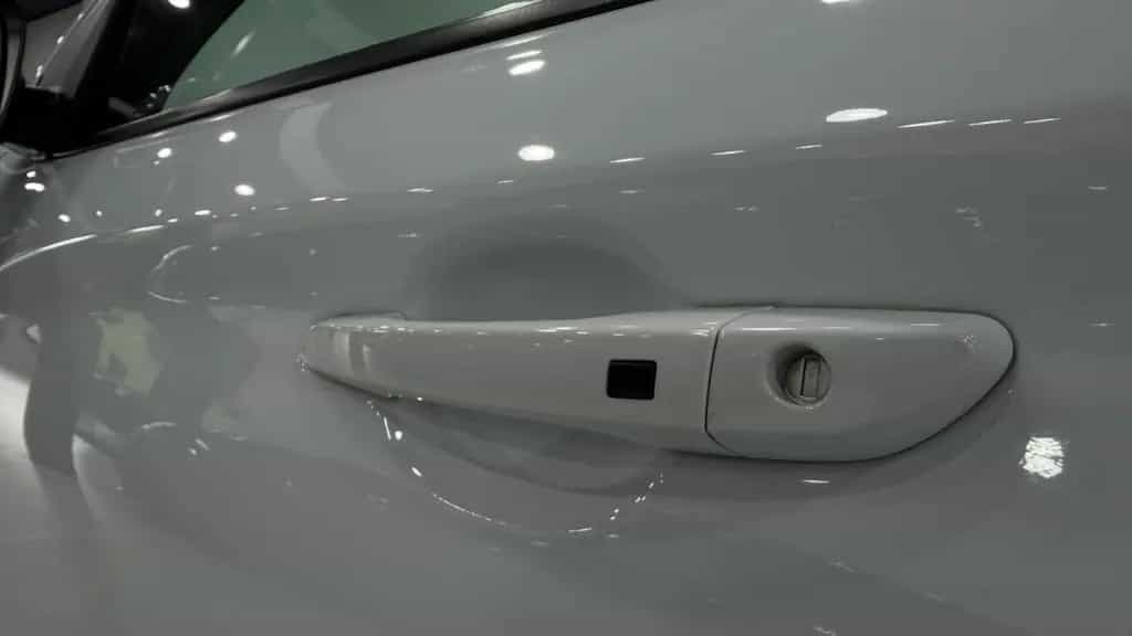 Hyundai Kona Premium 4WD/HuD/RFK/Leder/KeyLess/CarPlay 05/2018-photo-39