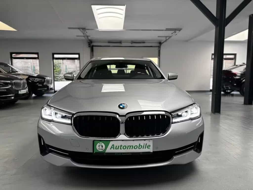 BMW 520 d xDrive 1.HAND LED SHD VIRTUELL AHK 06/2021-photo-1