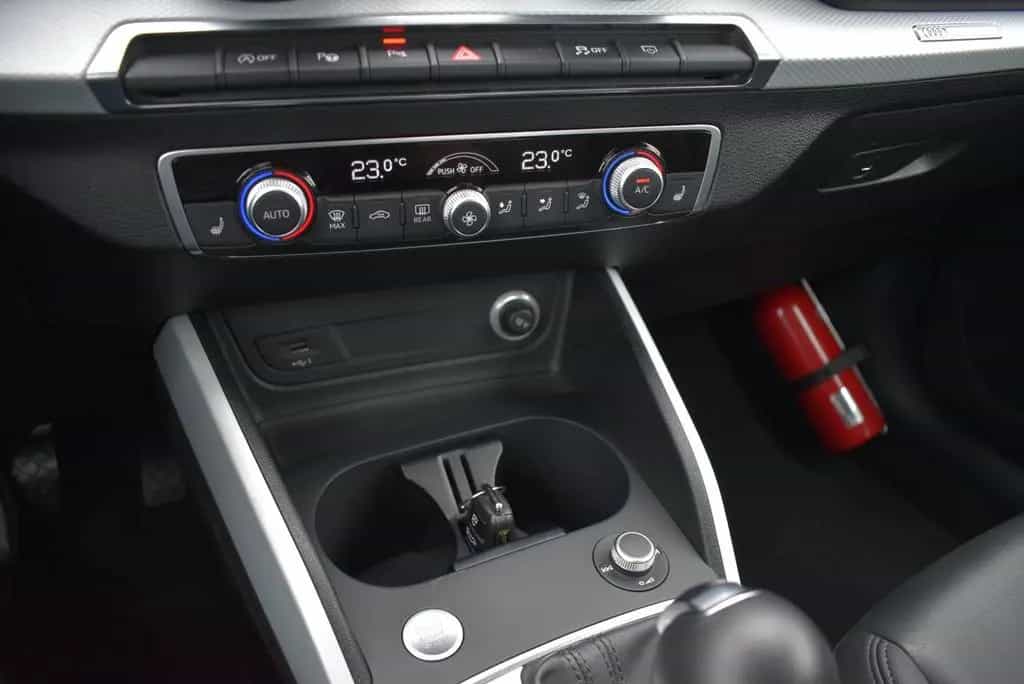 Audi Q2 35 1.5TFSI S-Tronic*Leder*Navi*PDC+Kamera 03/2019-photo-22