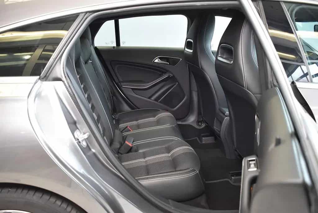 Mercedes-Benz CLA 180 Shooting Brake Urban Led*Navi*AHK 12/2017-photo-16