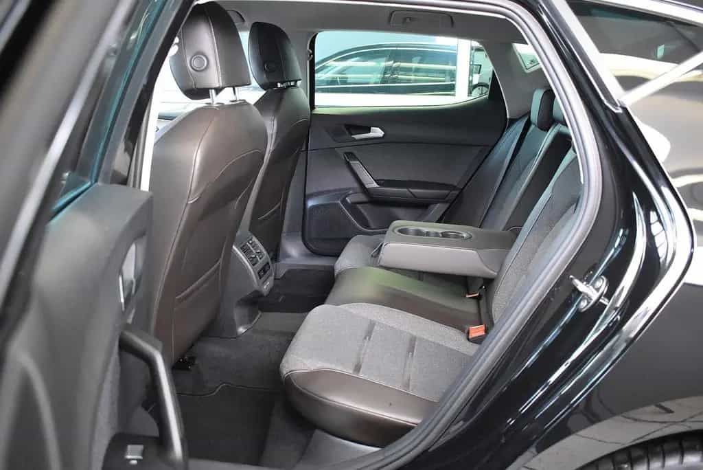 Seat Leon 2.0TDI Xcellence DSG*AHK*LED*Cockpit digita 10/2020-photo-16
