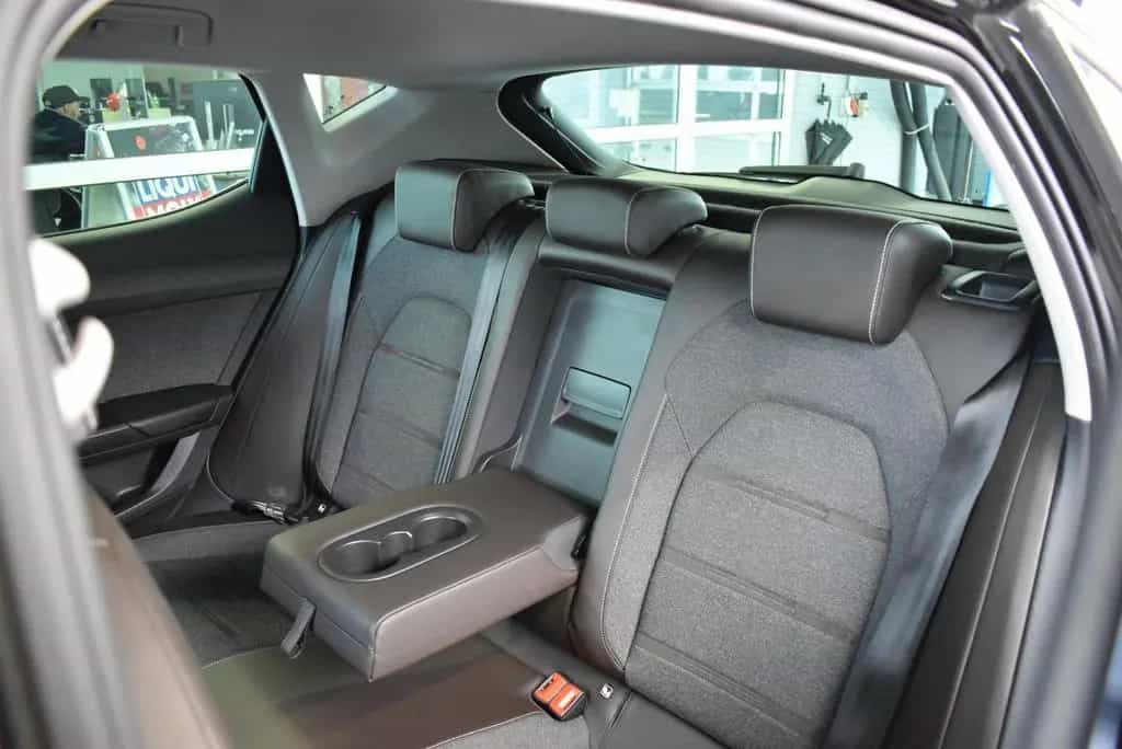Seat Leon 2.0TDI Xcellence DSG*AHK*LED*Cockpit digita 10/2020-photo-17