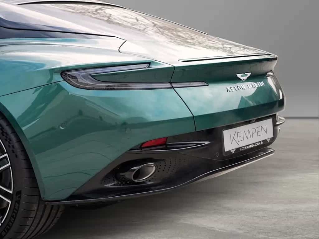 Aston Martin DB12 Malachite Green Oxford Tan null-photo-13