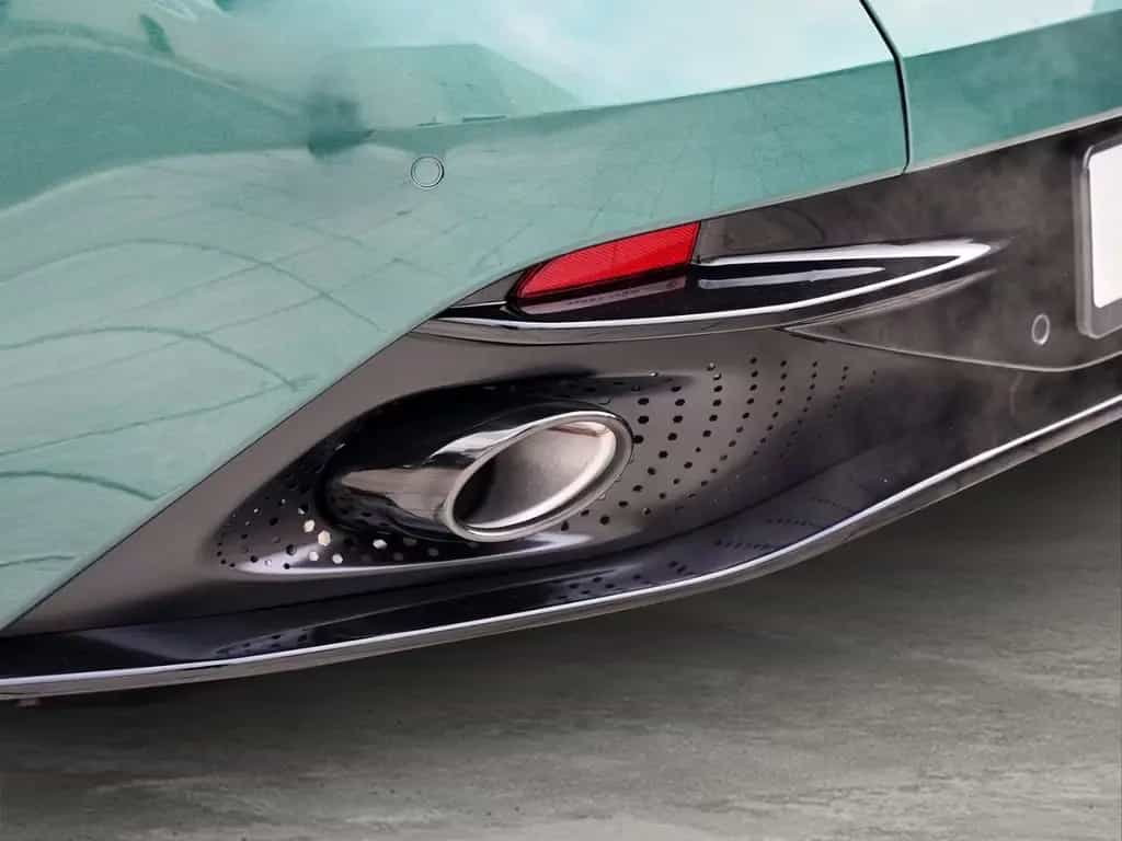 Aston Martin DB12 Malachite Green Oxford Tan null-photo-14