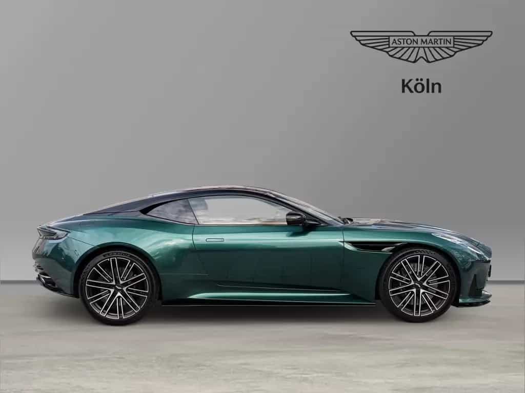 Aston Martin DB12 Malachite Green Oxford Tan null-photo-2