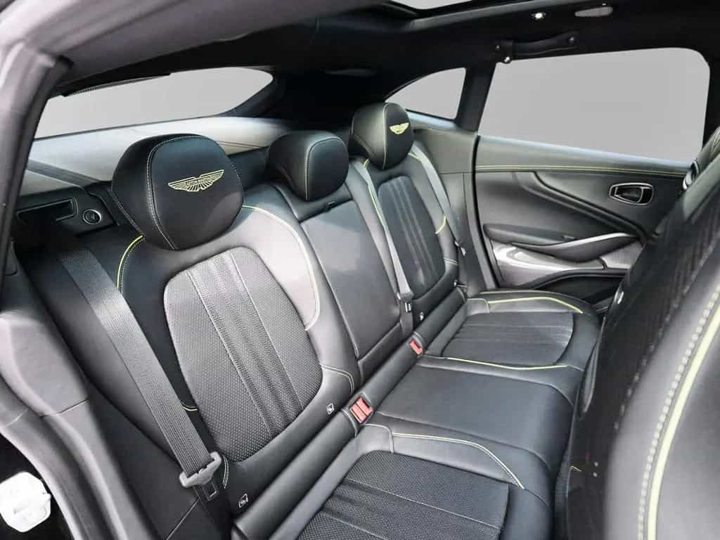 Aston Martin DBX 707 AMR Onyx Black Bowers & Wilkins 04/2025-photo-34