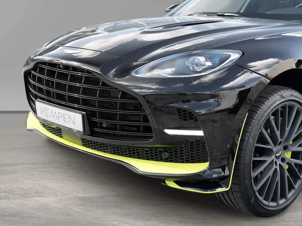 Aston Martin DBX 707 AMR Onyx Black Bowers & Wilkins 04/2025-photo-9