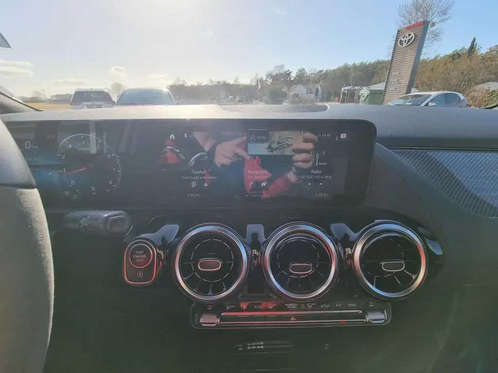 Mercedes-Benz B 250 AMG Line 03/2021-photo-17