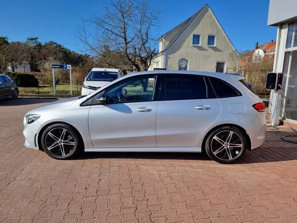 Mercedes-Benz B 250 AMG Line 03/2021-photo-2