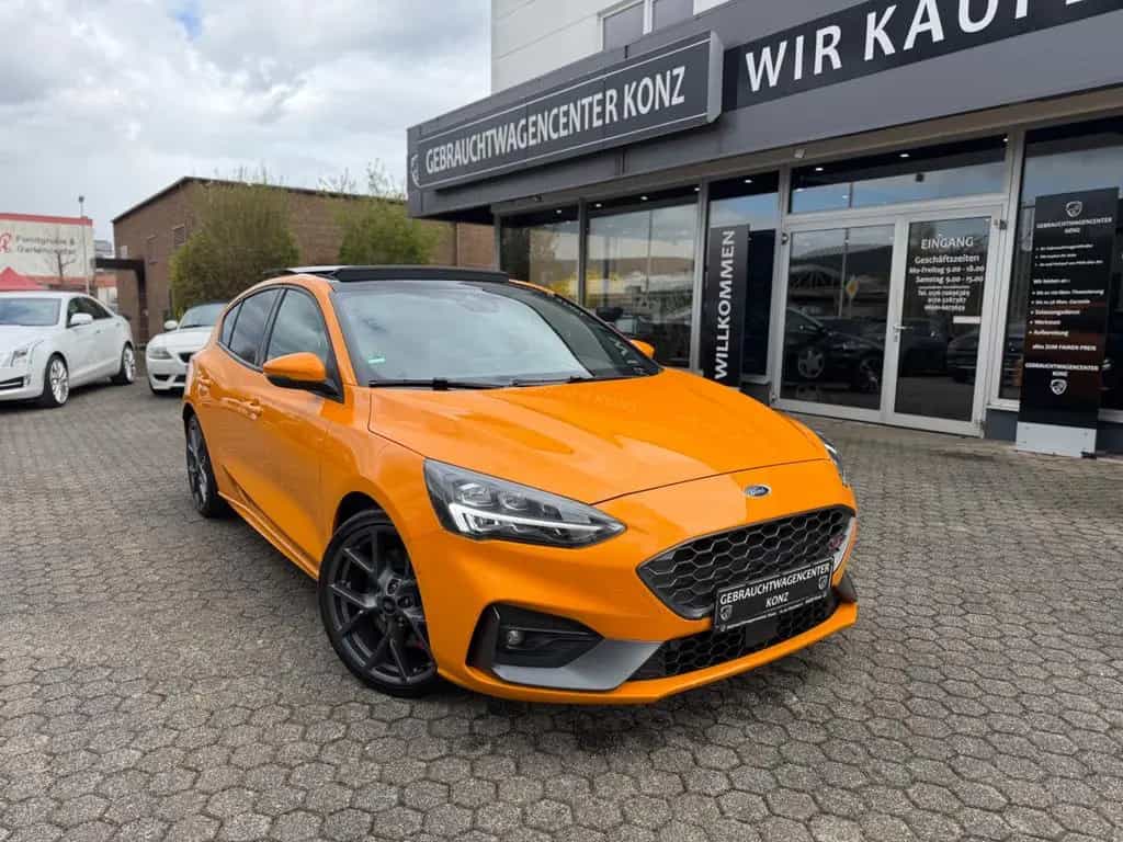 Ford Focus 2,3 EcoBoost ST Auto/PANO/RECARO/GAR/Top! 10/2020-photo-7