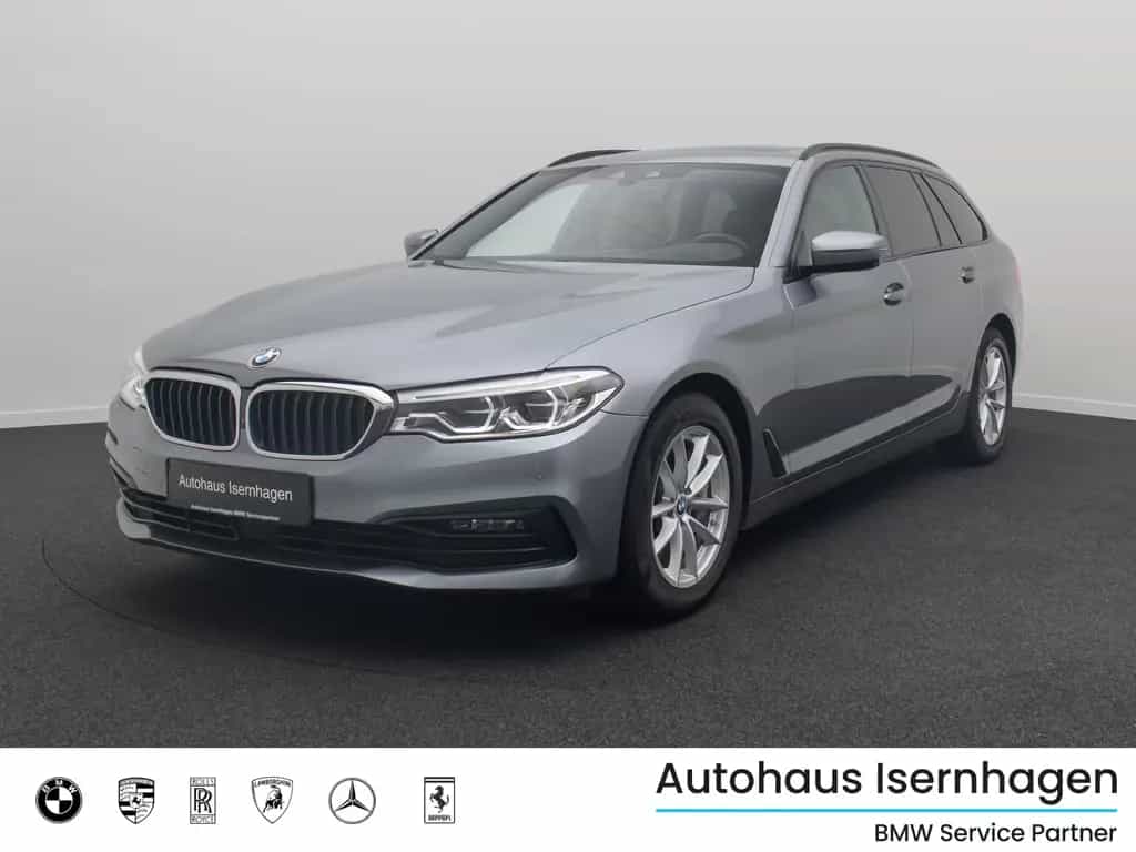 BMW 5 Series 540d xD SportLine 360°HUD AHK DispKey SoftCl H/K 06/2019-photo-0