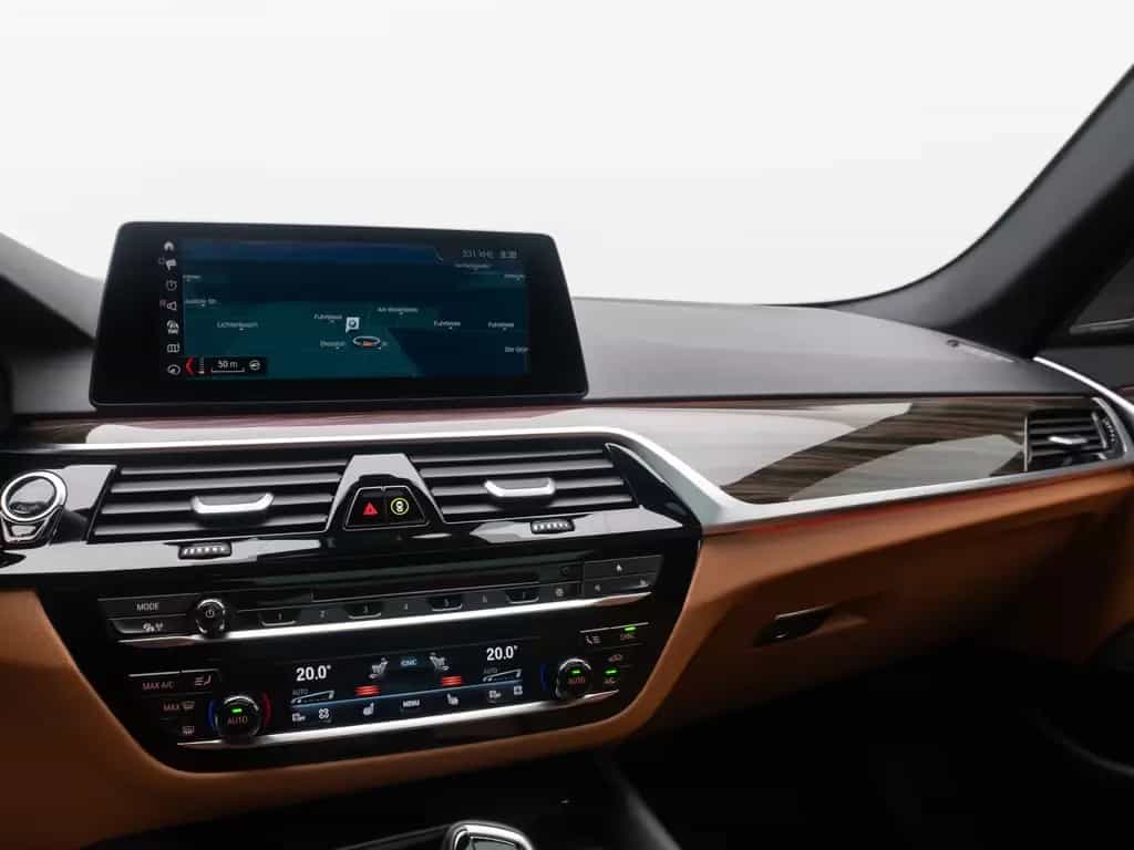 BMW 5 Series 540d xD SportLine 360°HUD AHK DispKey SoftCl H/K 06/2019-photo-22
