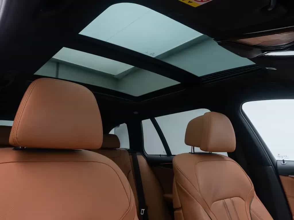 BMW 5 Series 540d xD SportLine 360°HUD AHK DispKey SoftCl H/K 06/2019-photo-32