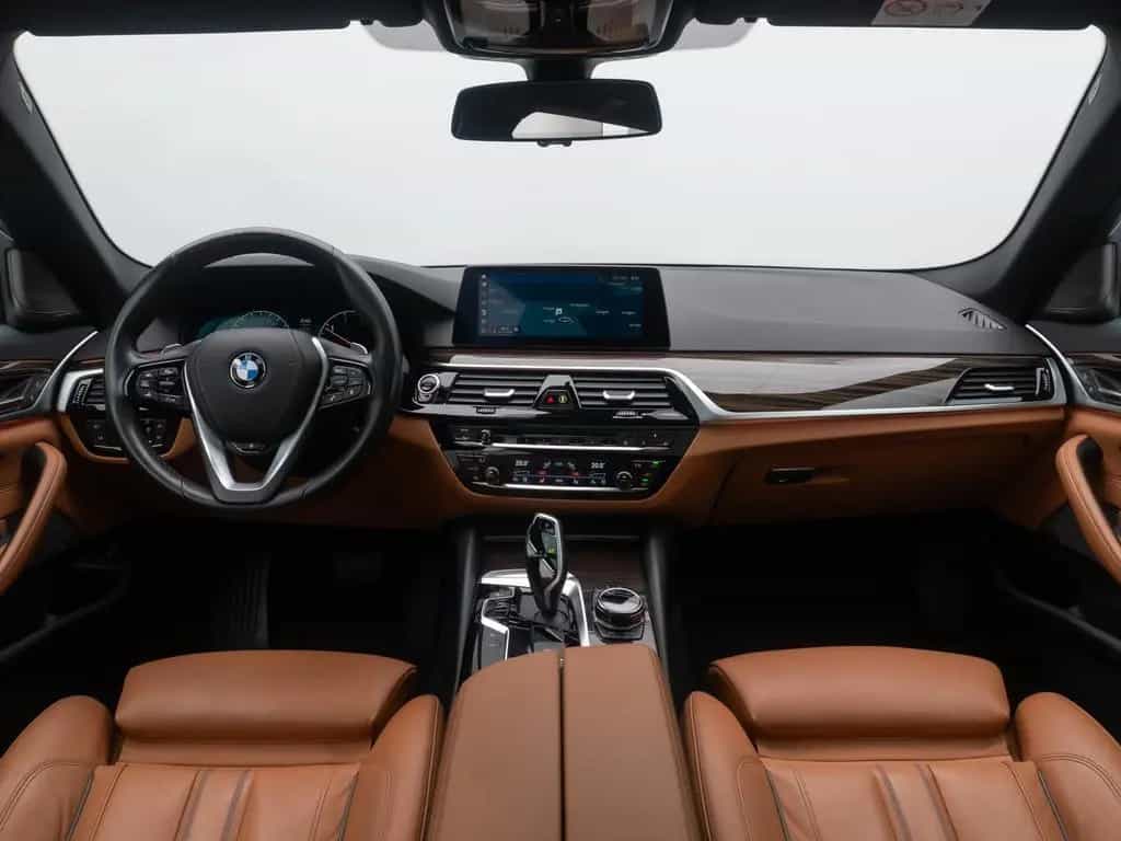 BMW 5 Series 540d xD SportLine 360°HUD AHK DispKey SoftCl H/K 06/2019-photo-41
