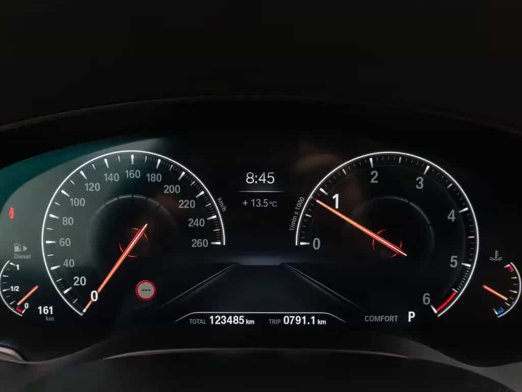 BMW 5 Series 540d xD SportLine 360°HUD AHK DispKey SoftCl H/K 06/2019-photo-43