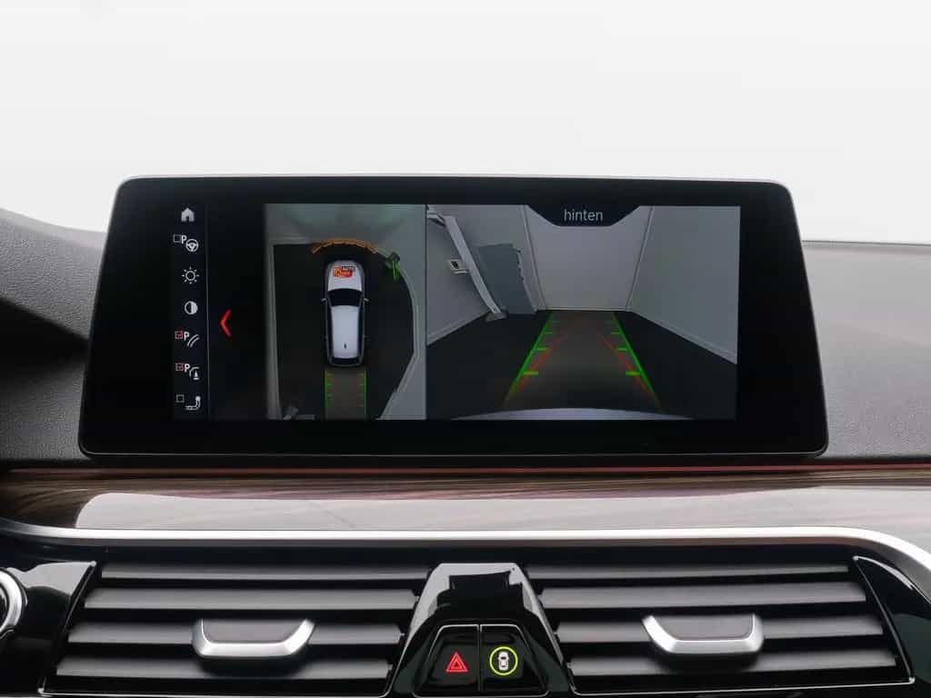 BMW 5 Series 540d xD SportLine 360°HUD AHK DispKey SoftCl H/K 06/2019-photo-44
