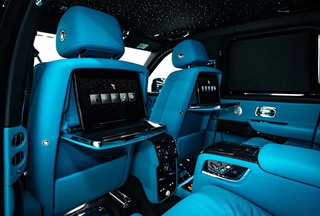 Rolls-Royce Cullinan Black Badge Production 26 4 seats Feetr null-photo-12