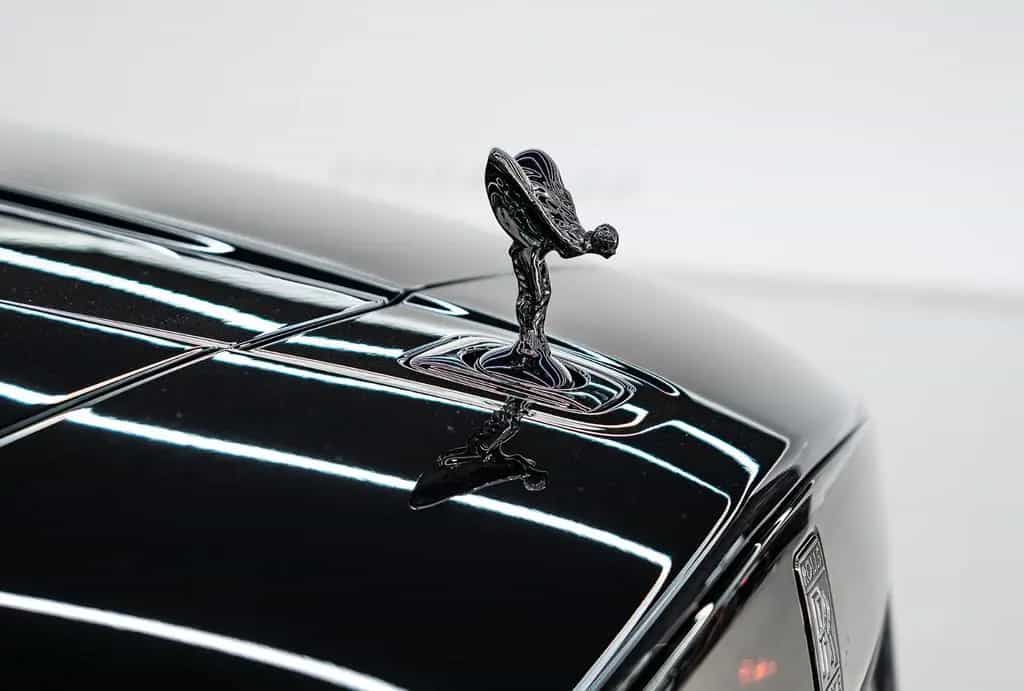 Rolls-Royce Cullinan Black Badge Production 26 4 seats Feetr null-photo-22