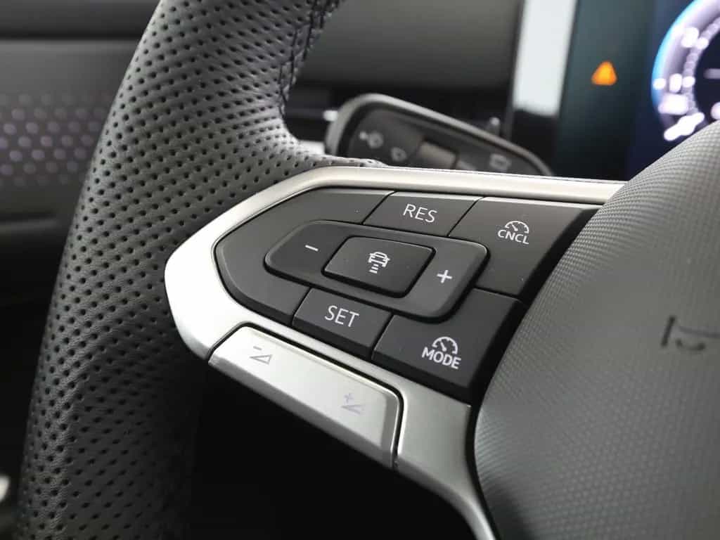 Volkswagen T-Roc 1.5TSI DSG R-Line neues Modell LEDPlus AHK 02/2026-photo-13