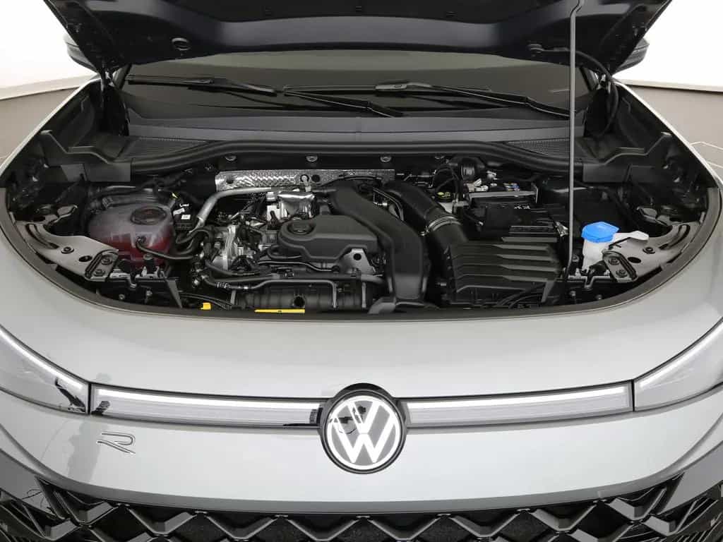 Volkswagen T-Roc 1.5TSI DSG R-Line neues Modell LEDPlus AHK 02/2026-photo-23